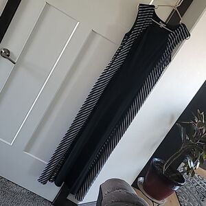 Women's Floor Length Dress Sz M